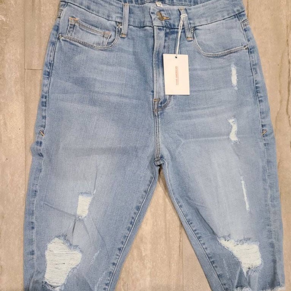 Good American jean Bermuda shorts